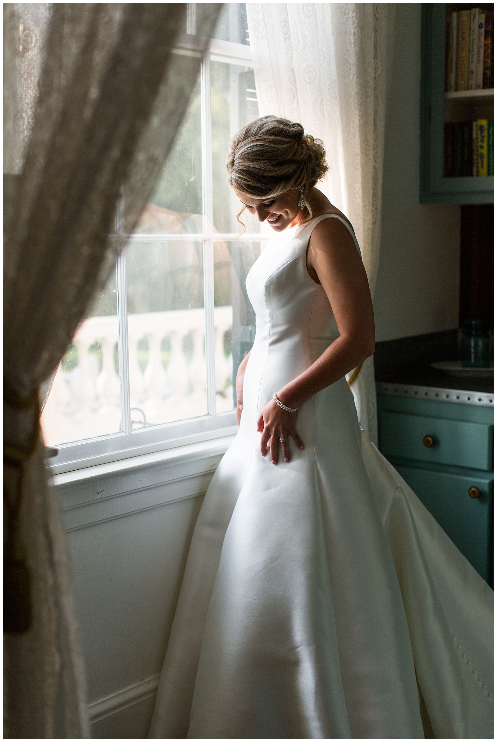 Lauren Greenwood Plantation Bridal Session Renee Lorio Photography